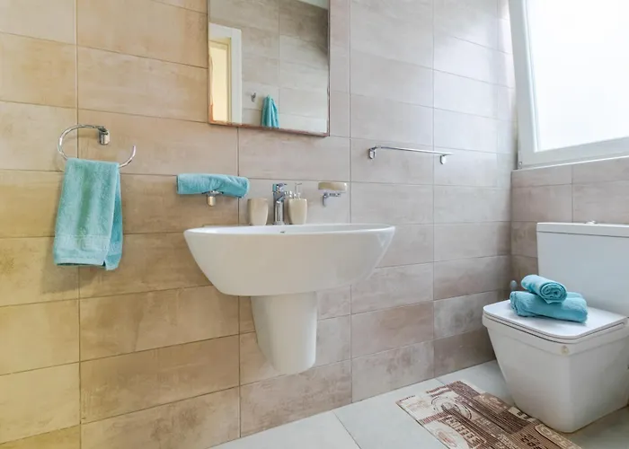 Brand New 3bdr 2 Bth Block B