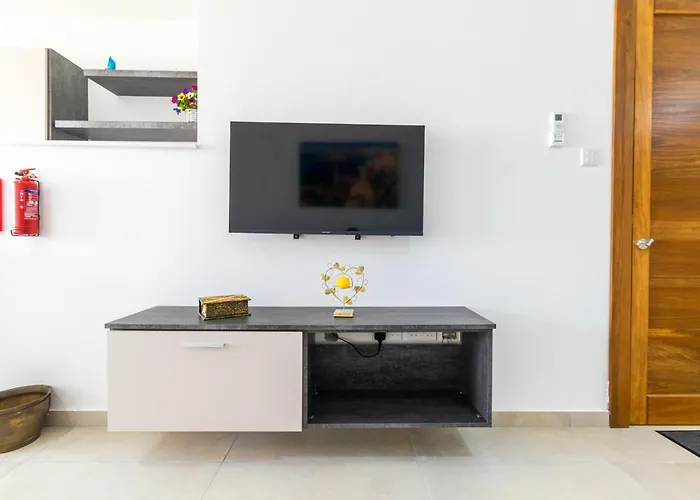 Brand New 3bdr 2 Bth Block B Apartamento