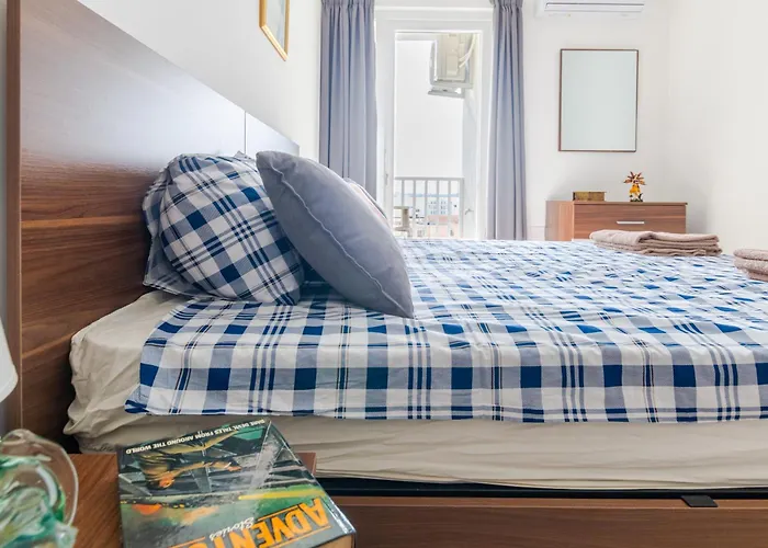 Apartamento Brand New 3bdr 2 Bth Block B *