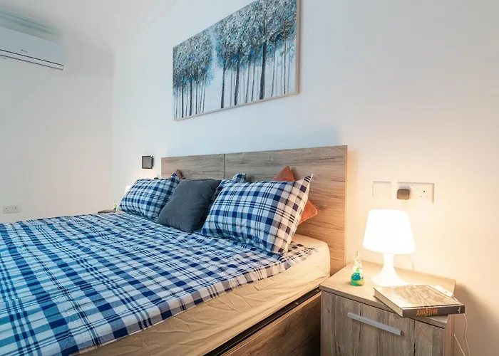 Brand New 3bdr 2 Bth Block B *